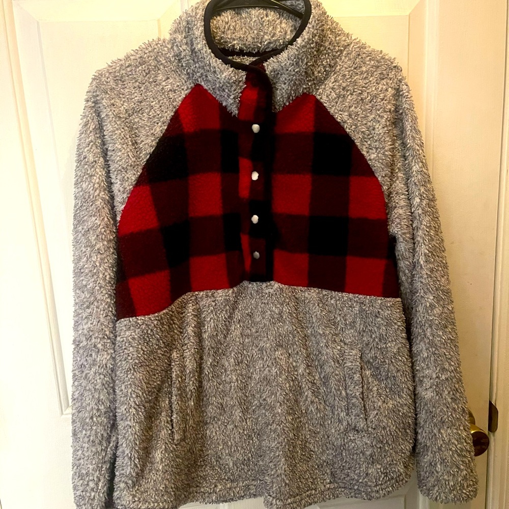 Maurices Sherpa fleece Buffalo plaid sweatshirt large